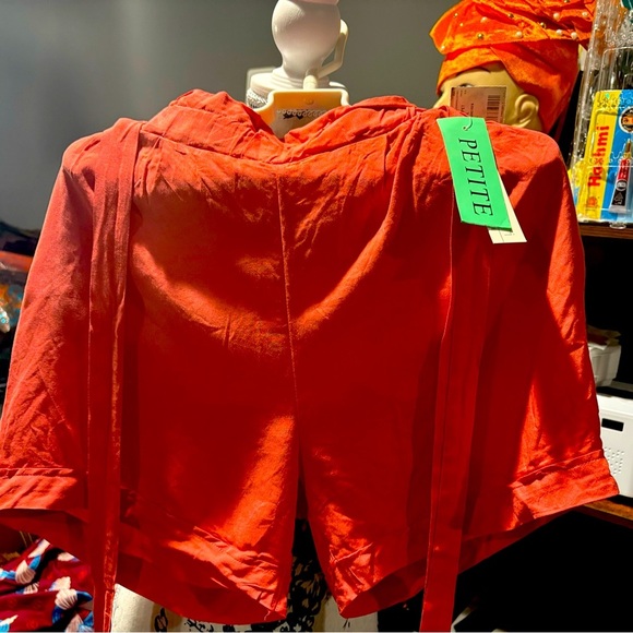 Mari Petite Size PS Belted Soft Peach Shorts - Picture 5 of 6